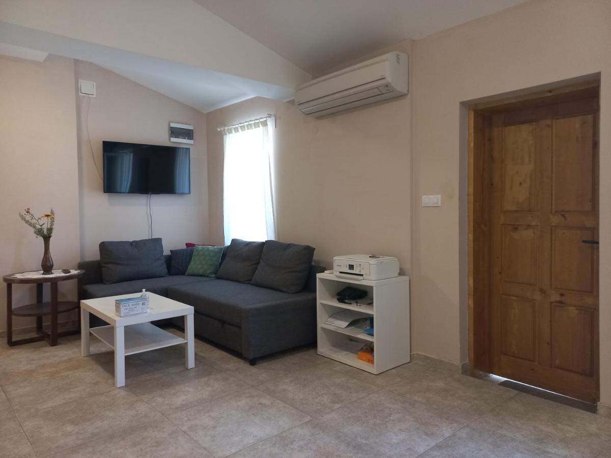 Guest House Sahat Hill Plovdiv Eksteriør bilde