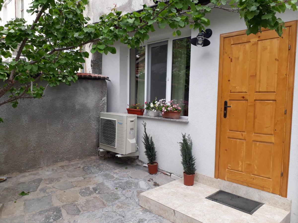 Guest House Sahat Hill Plovdiv Eksteriør bilde